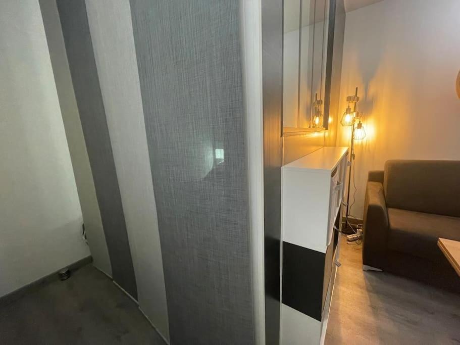 Le Cocon Hyerois Apartment Hyeres Bagian luar foto