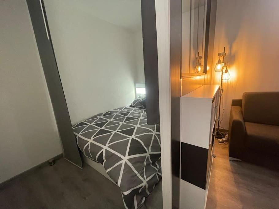 Le Cocon Hyerois Apartment Hyeres Bagian luar foto
