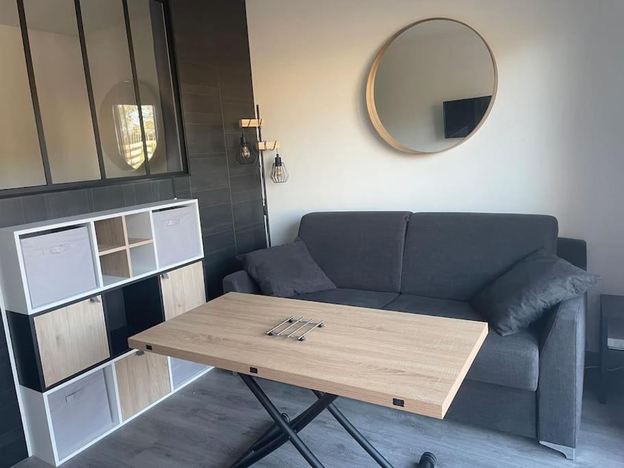 Le Cocon Hyerois Apartment Hyeres Bagian luar foto